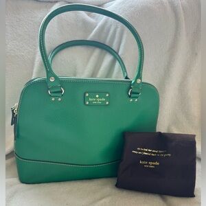 Kate spade handbag with dust bag
